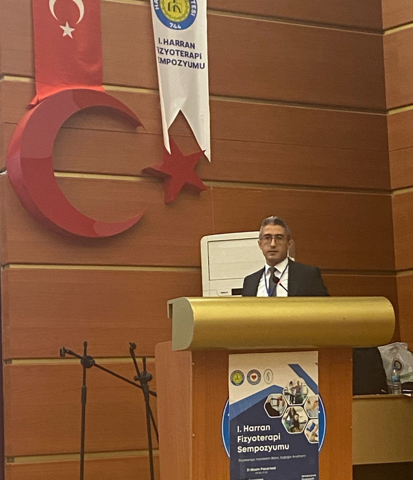 Harran Üniversitesi Fizyoterapi Sempozyumunda Dr. Öğr. Üyesi Yusuf Şinasi KIRMACI